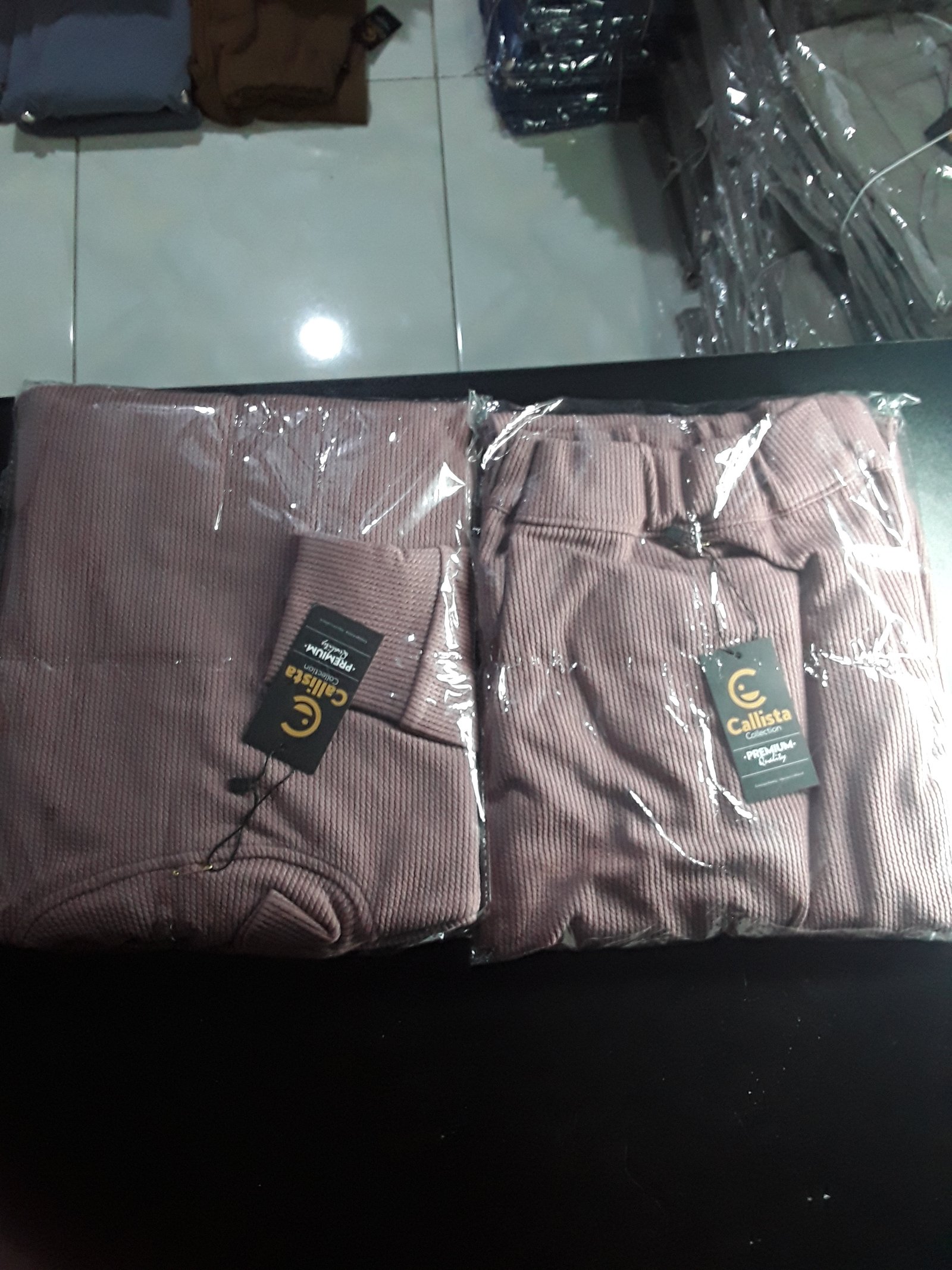 Stelan baju celana rajut polos